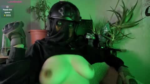 Snapshot of cos_operator chatting on October 7, 6:37 pm cos_operator online show from October 7, 6:37 pm