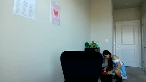 Snapshot of cosmicbae777 chatting on October 19, 2:44 pm cosmicbae777 online show from October 19, 2:44 pm