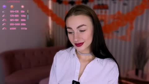 cosmicfaye online show from October 19, 7:46 am