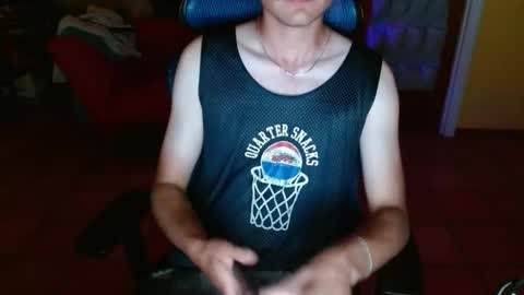 couldbesleeping online show from November 8, 5:10 am