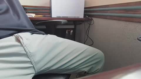 Snapshot of countryboy_10 chatting on February 5, 1:54 pm CountryBoy 10 online show from February 5, 1:54 pm