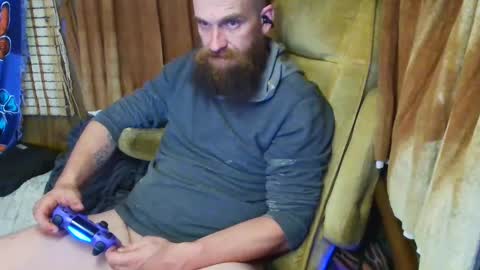 Alaskawildcouple online show from October 6, 2:24 pm