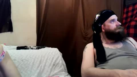 Alaskawildcouple online show from March 12, 9:23 am