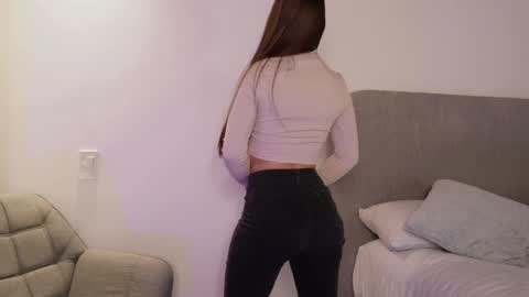 Kay online show from May 27, 1:01 am