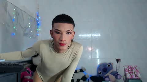 ALEXA  KIM online show from January 13, 2:52 am