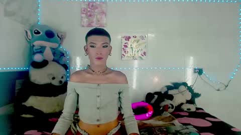 Snapshot of couple_sweet1016 chatting on October 2, 12:53 am ALEXA KIM online show from October 2, 12:53 am