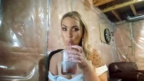 coupleoffantastics online show from June 26, 7:58 am