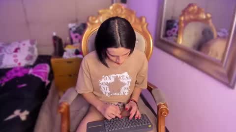 cowzylow online show from November 20, 12:15 pm