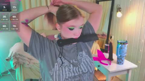 Sonya online show from April 11, 10:47 pm