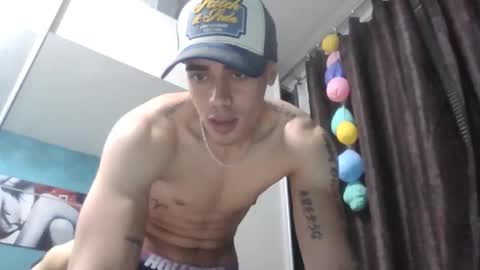 crazydickboy3 online show from September 10, 9:21 am