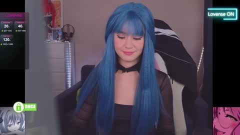 Snapshot of creammeow chatting on October 6, 2:51 am Alina online show from October 6, 2:51 am
