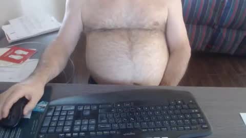 Creamormilk online show from November 8, 3:37 pm