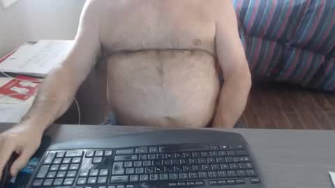 Creamormilk online show from November 12, 2:08 pm