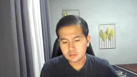 Snapshot of creamynow chatting on December 3, 4:00 pm BareCreamyCum online show from December 3, 4:00 pm