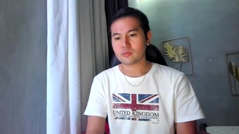 Snapshot of creamynow chatting on January 5, 8:11 am BareCreamyCum online show from January 5, 8:11 am