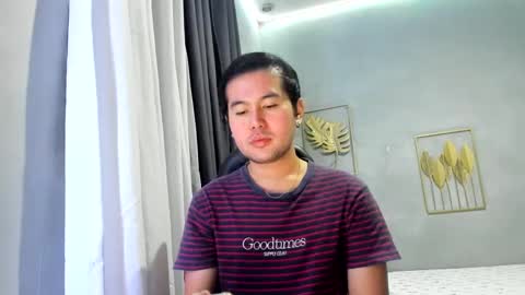 Snapshot of creamynow chatting on January 1, 6:27 pm BareCreamyCum online show from January 1, 6:27 pm