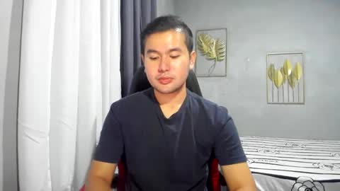 Snapshot of creamynow chatting on February 10, 11:25 am BareCreamyCum online show from February 10, 11:25 am