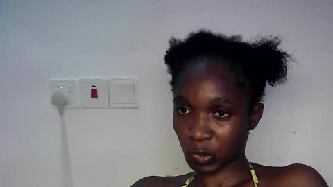 Snapshot of creamyxsugar chatting on October 16, 6:40 pm creamyxsugar online show from October 16, 6:40 pm