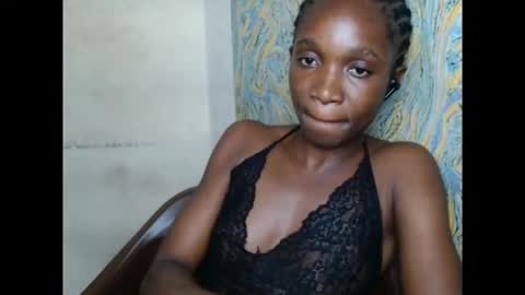 Snapshot of creamyxsugar chatting on October 2, 11:25 pm creamyxsugar online show from October 2, 11:25 pm