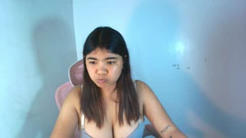 crimson_lily online show from July 9, 12:20 pm