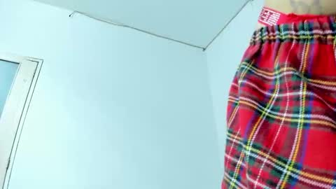 cris_dulce online show from February 20, 1:38 am