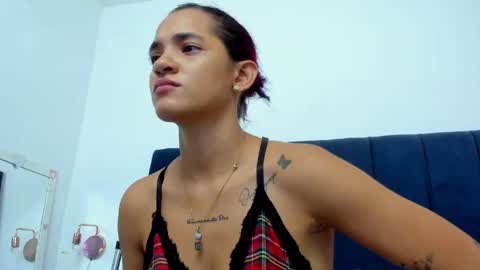 cris_dulce online show from June 3, 7:41 pm