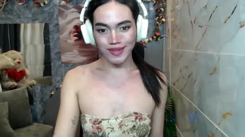 my beautiful cris online show from July 7, 7:18 pm