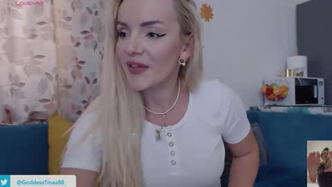 Snapshot of cris_tinne chatting on October 11, 11:59 am cris_tinne online show from October 11, 11:59 am