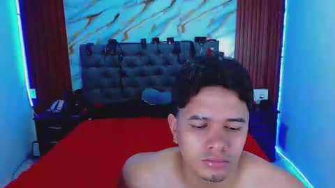 CRISANDMERY online show from March 31, 6:58 am