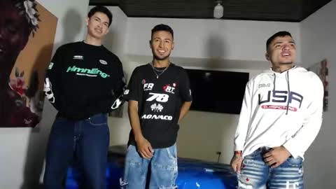 crismens online show from October 12, 6:54 pm