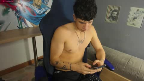 Cris online show from February 25, 12:09 pm