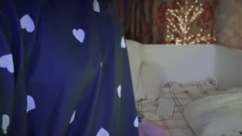 Snapshot of crissy_love chatting on September 25, 9:22 pm crissy_love online show from September 25, 9:22 pm