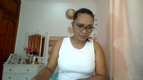 cristal online show from December 4, 2:47 am