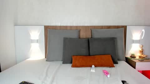 Snapshot of cristal_priincess chatting on September 11, 3:57 pm Cristal online show from September 11, 3:57 pm