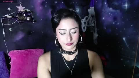 Snapshot of cristaldeleons chatting on October 17, 10:47 pm Cristal de Leon online show from October 17, 10:47 pm
