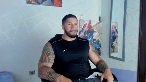 Snapshot of cristian_walker chatting on February 9, 8:45 pm cristian walker online show from February 9, 8:45 pm