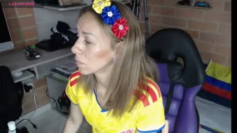cristina online show from July 3, 4:56 pm