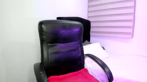 Cristina Laurent online show from December 24, 12:22 am