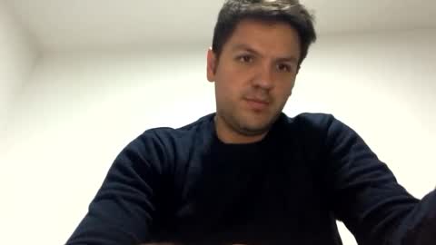 cristopher3042 online show from December 10, 3:30 am