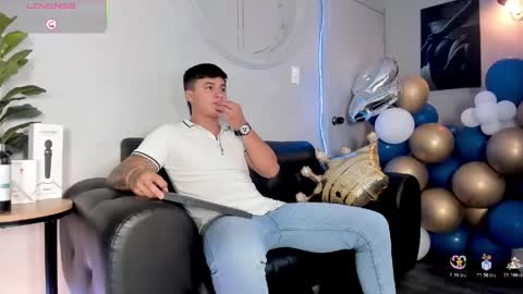 Cristopher online show from May 22, 3:41 pm