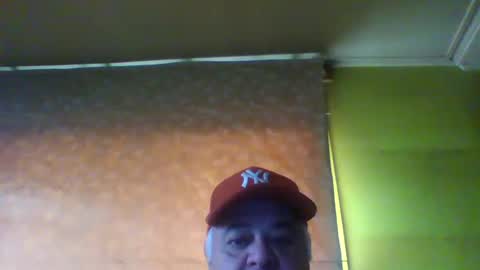 Snapshot of crmperez chatting on January 23, 8:13 pm crmperez online show from January 23, 8:13 pm