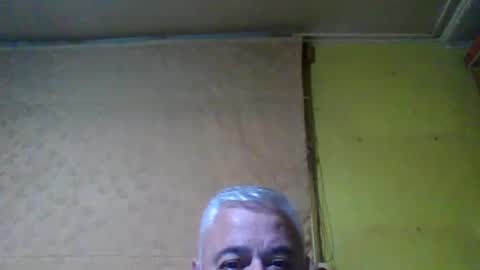 Snapshot of crmperez chatting on September 13, 10:23 pm crmperez online show from September 13, 10:23 pm