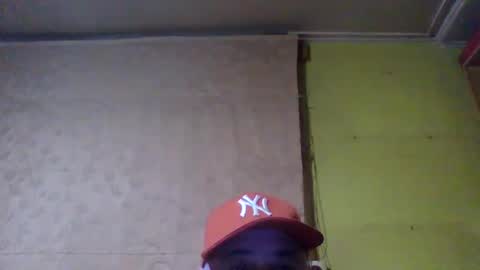 Snapshot of crmperez chatting on September 29, 11:37 pm crmperez online show from September 29, 11:37 pm