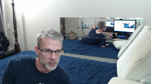 Crownandkat online show from March 19, 2:17 am