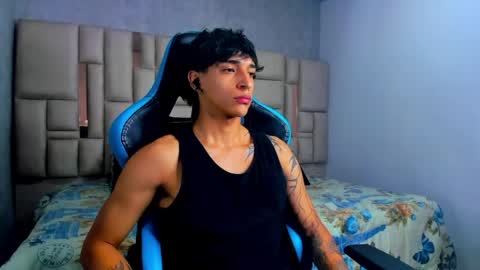 Croy online show from March 24, 12:00 pm