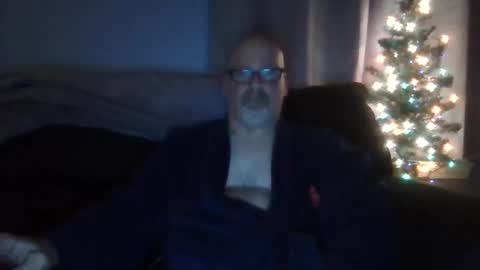 Snapshot of cruising_guy chatting on September 30, 4:45 am fun guy online show from September 30, 4:45 am