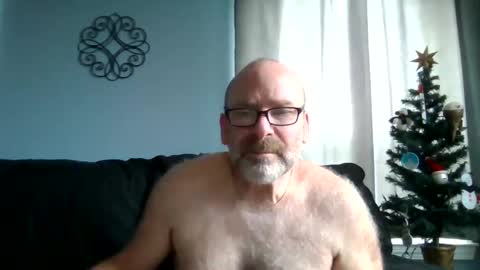 Snapshot of cruising_guy chatting on December 4, 7:17 pm fun guy online show from December 4, 7:17 pm