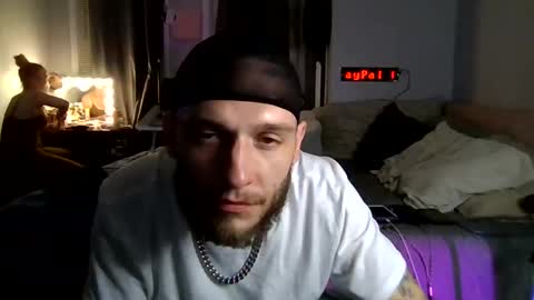 cruz815 online show from May 6, 3:01 am