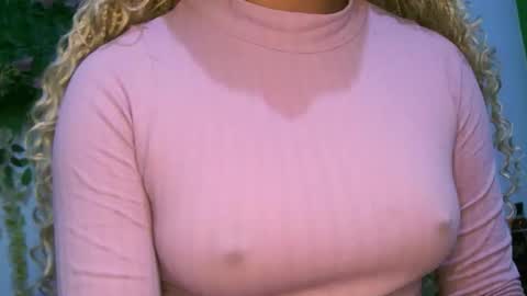 crysrus online show from December 3, 2:56 am