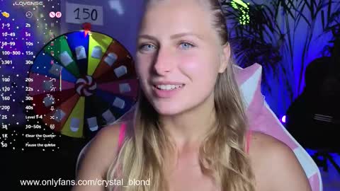 Snapshot of crystal_blond chatting on September 20, 9:51 pm Crystal online show from September 20, 9:51 pm